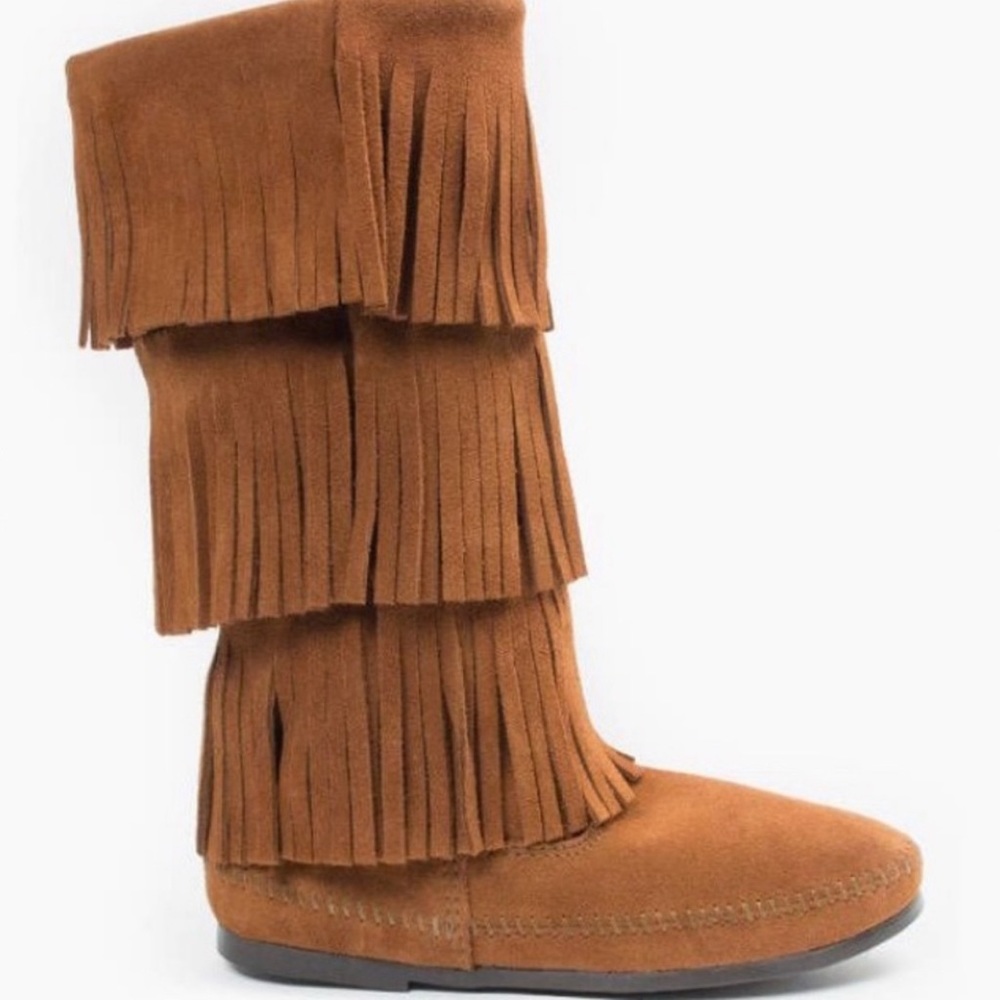 Minnetonka Fringe Boots Size 7